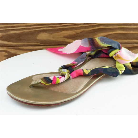 UGG Sz 7 M Multicolor Strappy Fabric Women Sandals 1813 - Picture 1 of 7
